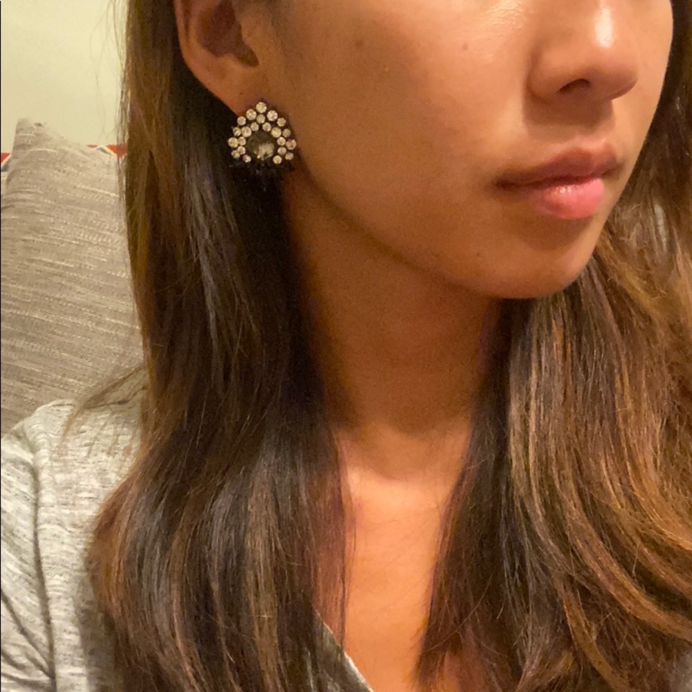 Statement earrings - Picture 3 of 3
